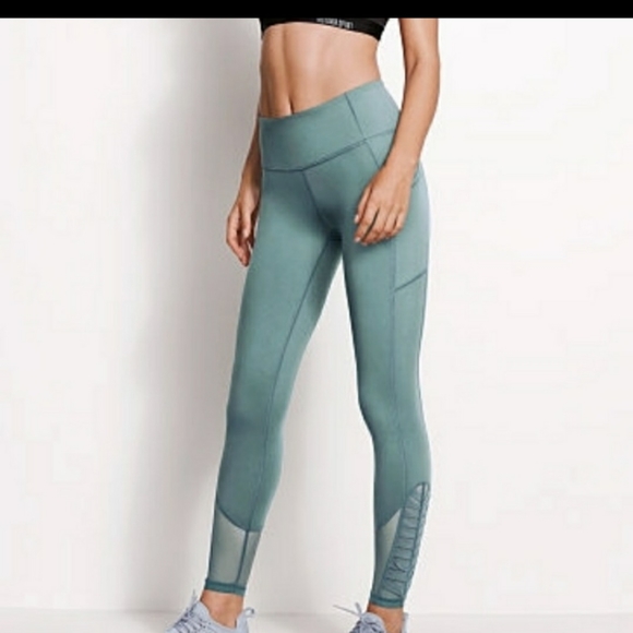 Victoria's Secret Pants - EUC Victoria Sport Medium Mesh Tight Legging Pant